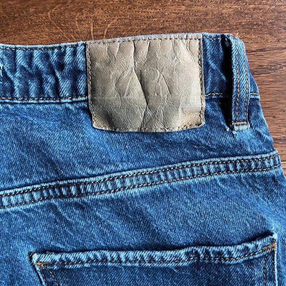 Zara Women’s US 8 Medium-Wash High-Rise Straight Jeans - Picture 5 of 8